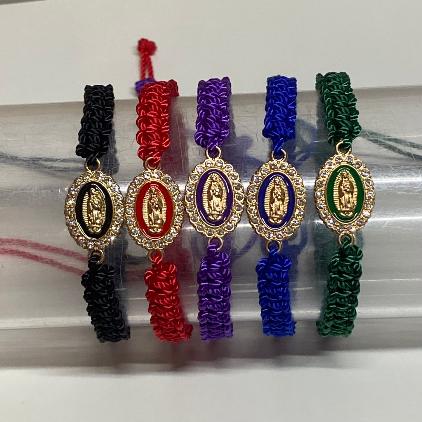 Virgen Hilo Bracelet