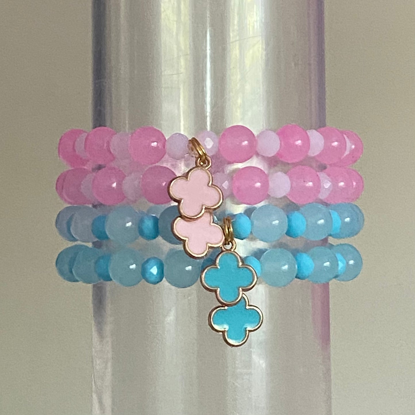 Charmed clovers