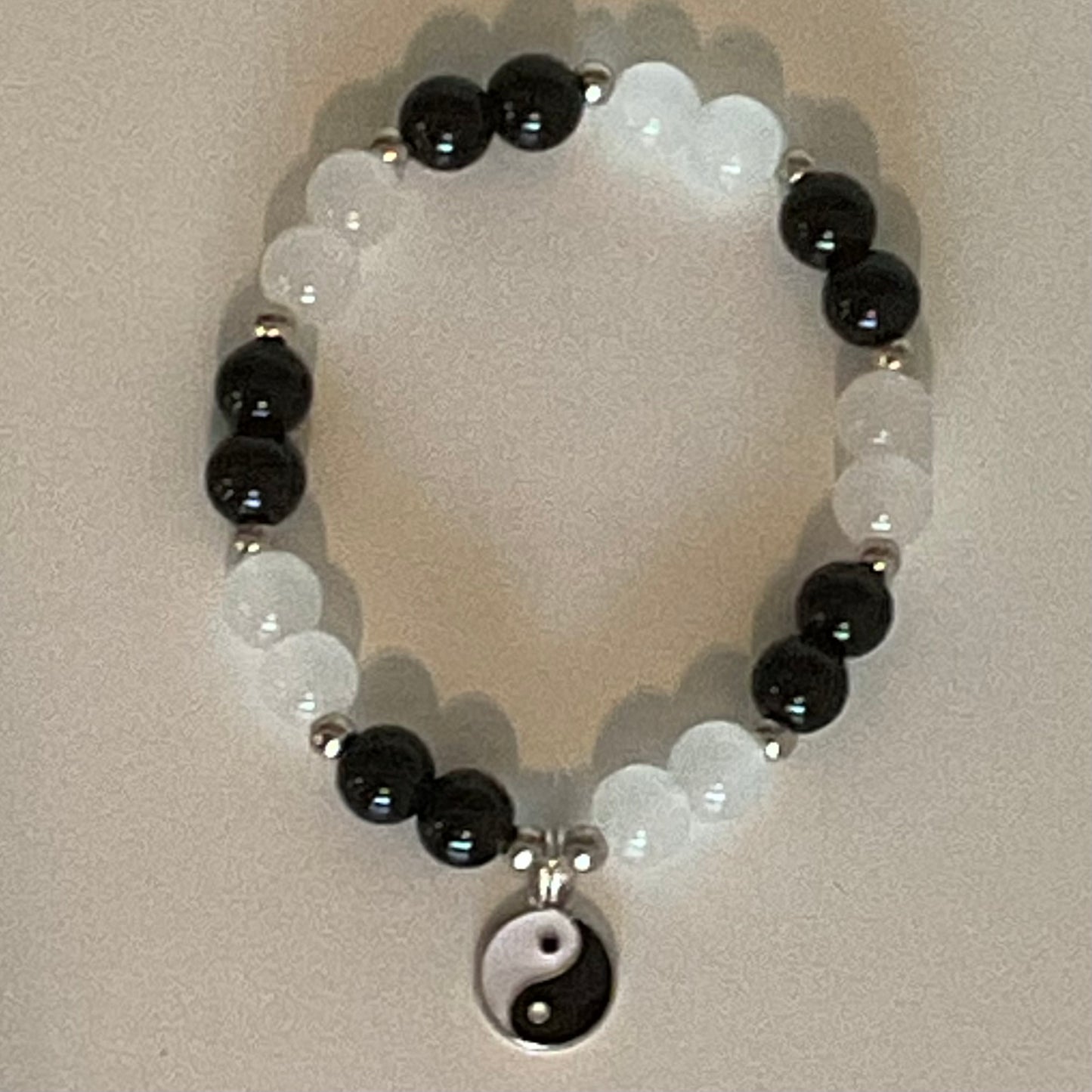 Yin Yang beaded bracelet